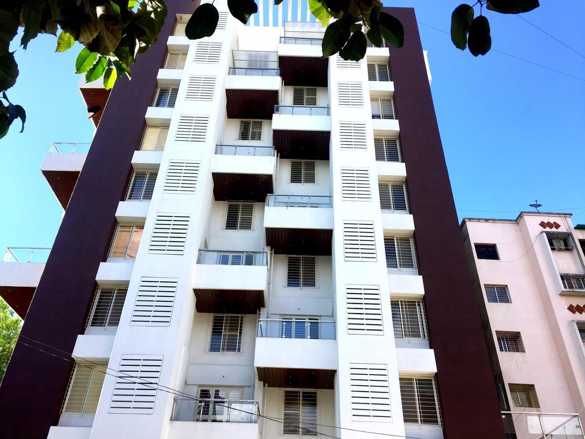 Veridical Hospitality, Baner - Pune Bed & Breakfast Екстериор снимка